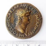 Sesterce de bronze de Néron droit